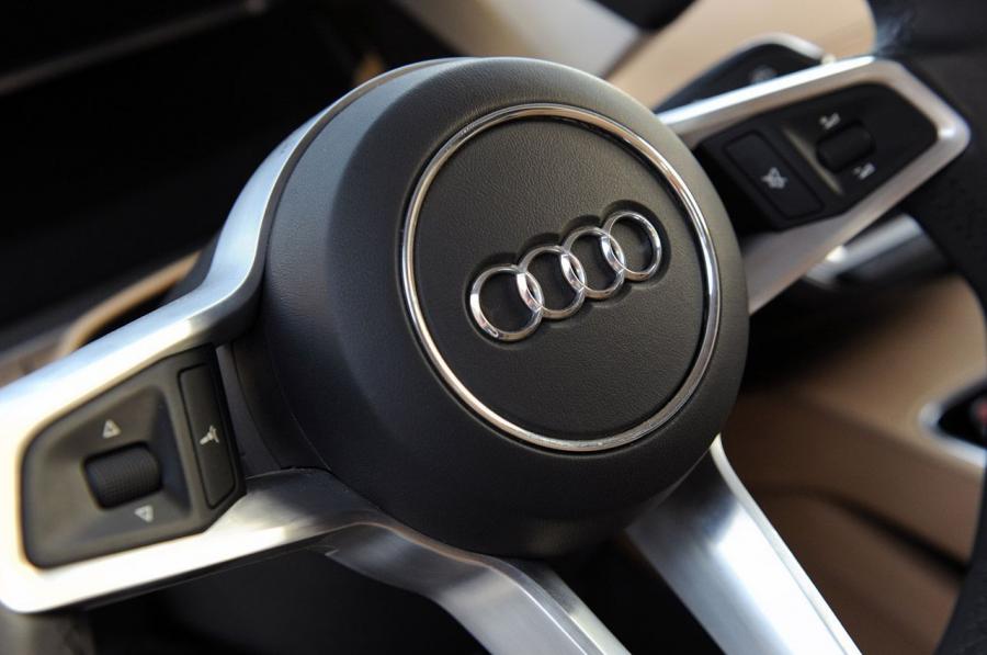 Детали интерьера Audi Quattro Concept 2010 года  (фото 51 из 119)
